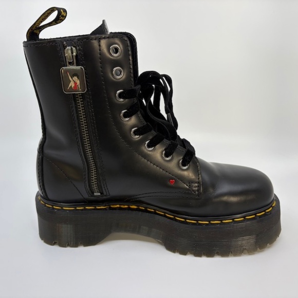 Dr. Marten's Betty Boop Jadon Boots Womens Size 8 - Picture 4 of 9
